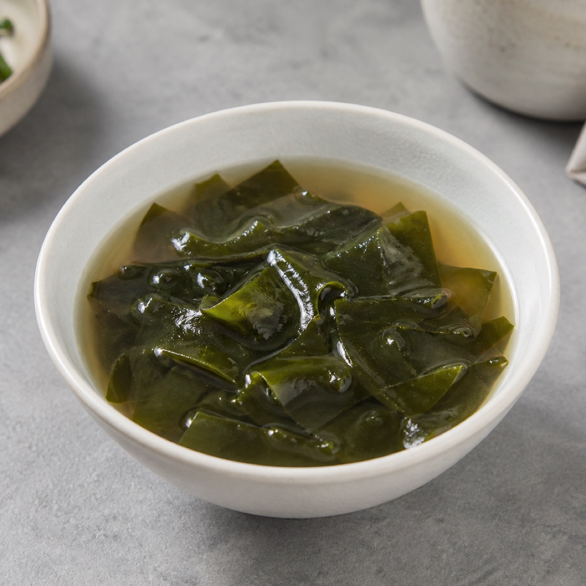 고기 없이 담백한 미역국 완성 모습