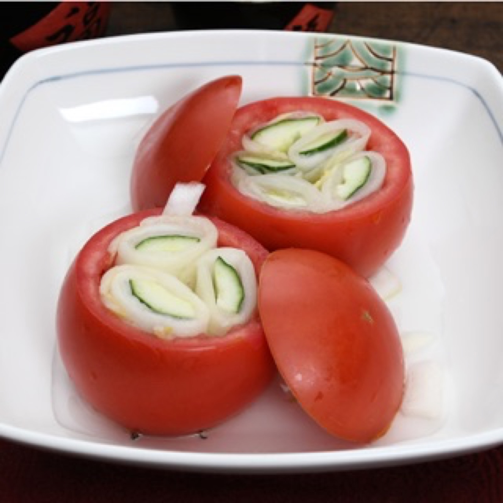 토마토 백김치 완성 모습
